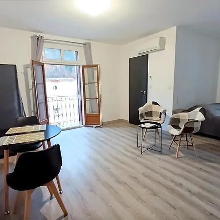 Appartamento 11, 3eme Etage, Un Large De 30 M2 Avec Balcon Et Vue Sur Montagne Amélie-les-Bains-Palalda